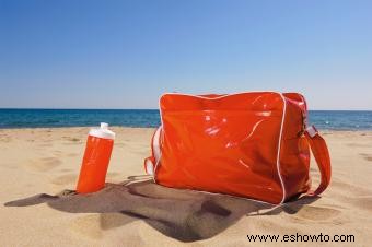 9 bolsos de playa para hombres que calientan el estilo de todos los hombres