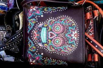 9 opciones de monedero de calavera para estilo Alt-Chic