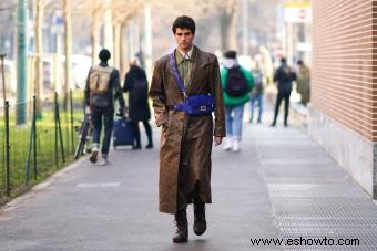 Hombres con carteras, desde famosos hasta chicos modernos