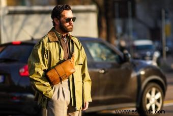 Hombres con carteras, desde famosos hasta chicos modernos