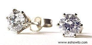 Cinco consejos para comprar aretes de diamantes