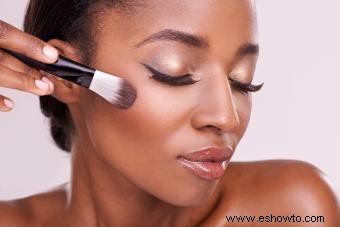 Maquillaje natural para mujeres afroamericanas