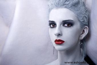 Maquillaje de fantasma de Halloween:obtén un look deslumbrante y sobrenatural