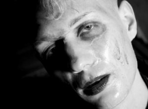 Guía paso a paso: Maquillaje de cadáver realista para Halloween