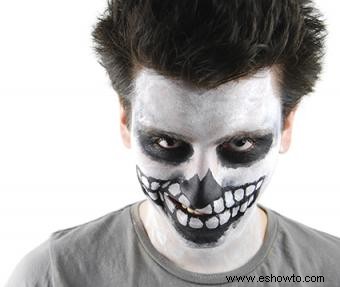 Pintura facial de esqueleto