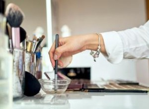 Cómo Hacer un Limpiador Casero Efectivo para Brochas de Maquillaje: Recetas DIY Profesionales
