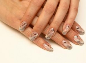 Calcomanías Adhesivas para Uñas: Guía Completa de Aplicación, Tipos y Consejos