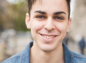 Cómo Ocultar un Piercing en el Labio Inferior: 3 Métodos Seguros y Efectivos