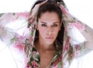 Ropa Transparente: Guía Experta para Usarla con Estilo y Elegancia