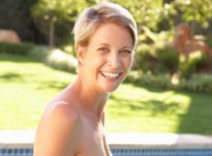 Cómo los trajes de baño Miraclesuit moldean y realzan tu figura