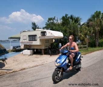 Bunkhouse Motorcycle Camper:Conceptos básicos de sus opciones de compra