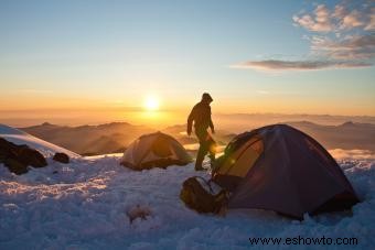 11 consejos de seguridad para acampar en invierno esenciales para su aventura