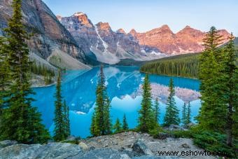 Mochilero en el Parque Nacional Banff:senderos y cómo prepararse