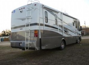 Cómo Reparar tu Casa Rodante con Bricolaje: Trucos y Consejos de un Experto en Colisiones