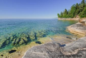 6 mejores caminatas para mochileros en el Lago Superior