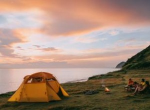 Guiones de parodias para fogata: ¡Diviértete en el campamento con toda la familia!
