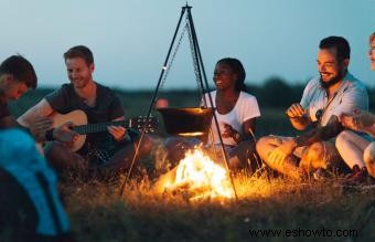 10 juegos y actividades de campamento en grupo para adultos