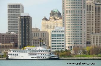 Cruceros por el río Detroit 