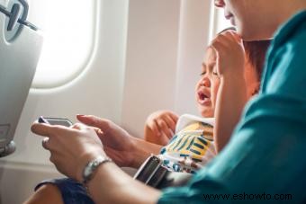 Cinco personajes que ves en un avión