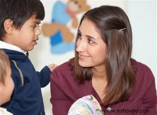 Maestros auxiliares para niños con autismo