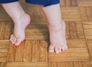 Señales de autismo en niños pequeños:caminar de puntillas