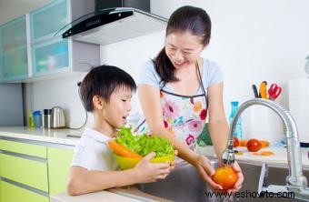 9 maneras de engañar a sus hijos para que coman sano