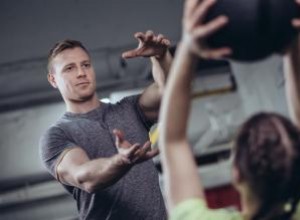 Ejercicios de Slam Ball para un entrenamiento completo