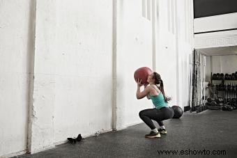 Ejercicios de Slam Ball para un entrenamiento completo