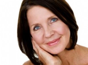 Hierbas y remedios naturales para oscurecer canas y recuperar el color natural del cabello