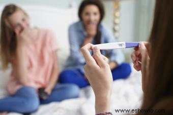 ¿Cómo afecta el embarazo a una madre adolescente?