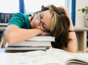 Privación de Sueño en Adolescentes de Secundaria: Causas, Efectos y Estrategias Efectivas