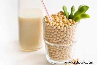 Ocho beneficios clave de la leche de soya para su bienestar