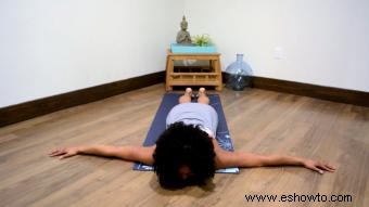 Yoga para el dolor de hombro:calentamiento + estiramientos