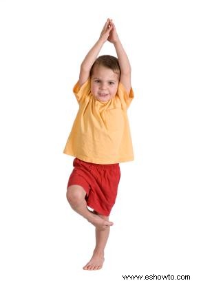 6 posturas de yoga para que los niños se mantengan activos