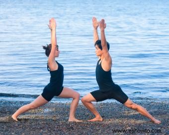 Posiciones de yoga tántrico