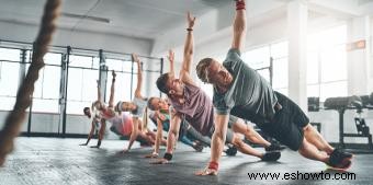 Yoga para hombres:10 posturas para mantenerte fuerte