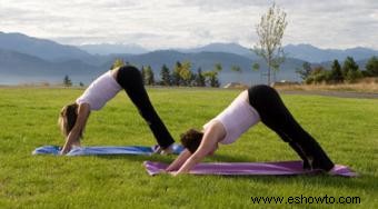 12 posturas de yoga para la rigidez de los isquiotibiales