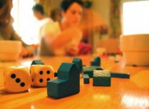 17 juegos de mesa familiares populares que siempre prometen diversión