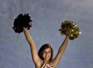 La inspiradora historia de Lacey Henderson: superando el cáncer como animadora estrella