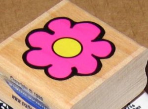 Guía paso a paso: Cómo crear relieve con sellos de goma en manualidades