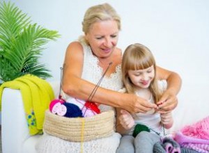 Cómo enseñar a los niños a empezar a tejer a crochet