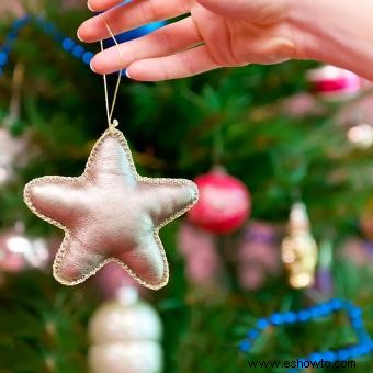 Artesanías para un bazar navideño