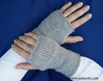 Patrón para tejer guantes sin dedos