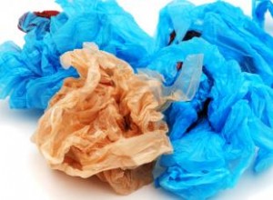 Tejer con bolsas de supermercado de plástico