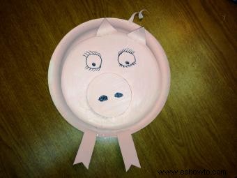 Cómo hacer un cerdo con plato de papel