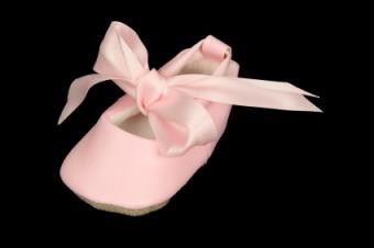 Cómo hacer zapatillas de ballet 