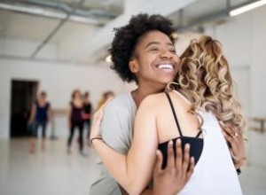 Compatibilidad Amistosa entre Aries y Escorpio: Fortalezas, Desafíos y Equilibrio