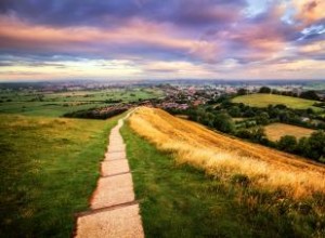 Historia y Descripción del Tarot de Glastonbury: Mitología, Leyendas y Simbolismo