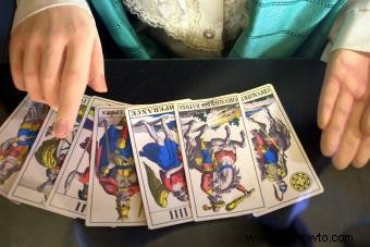 Historia del tarot latino y significados de las cartas 