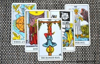 Significado de la carta del tarot El ahorcado